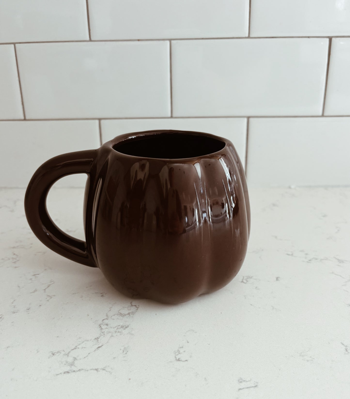 brown pumpkin mug