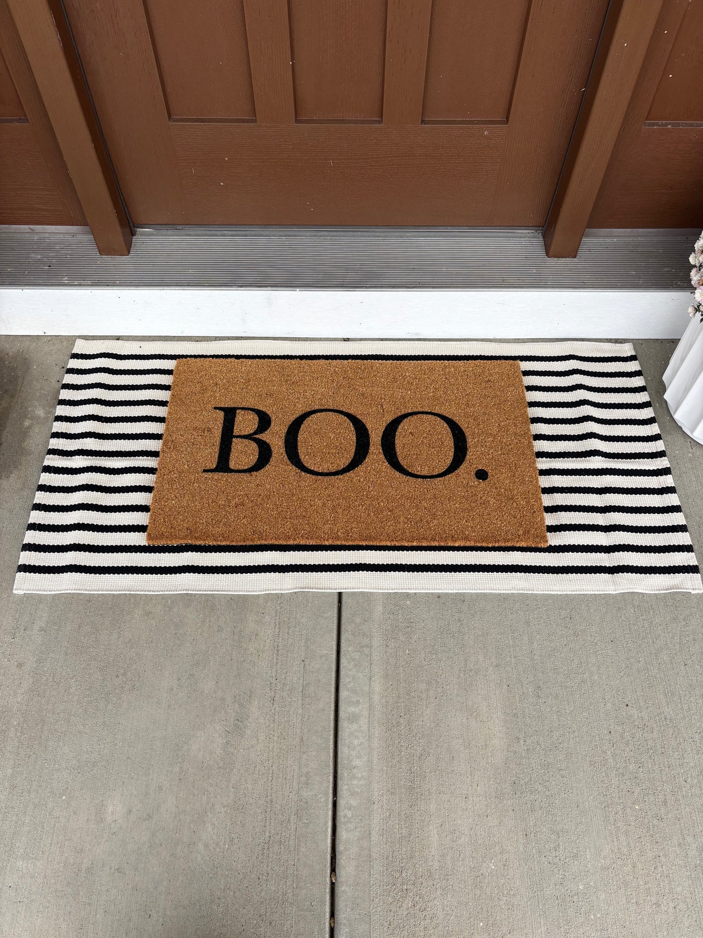 Front porch bundle with a BOO. doormat