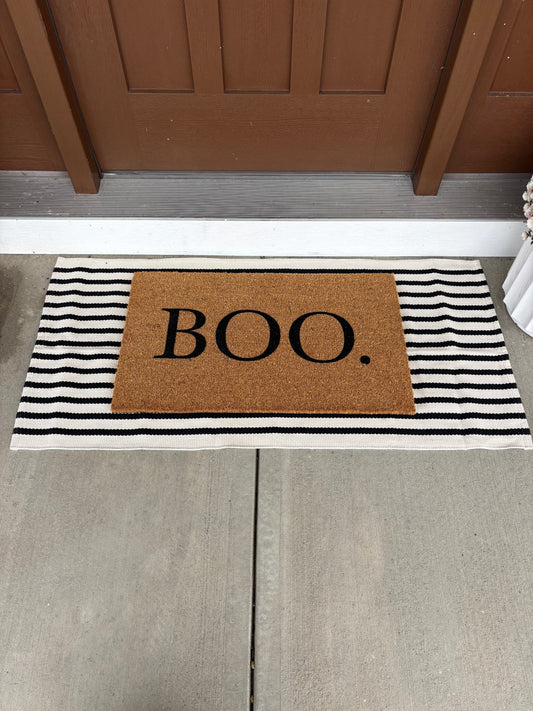 Front porch bundle with a BOO. doormat